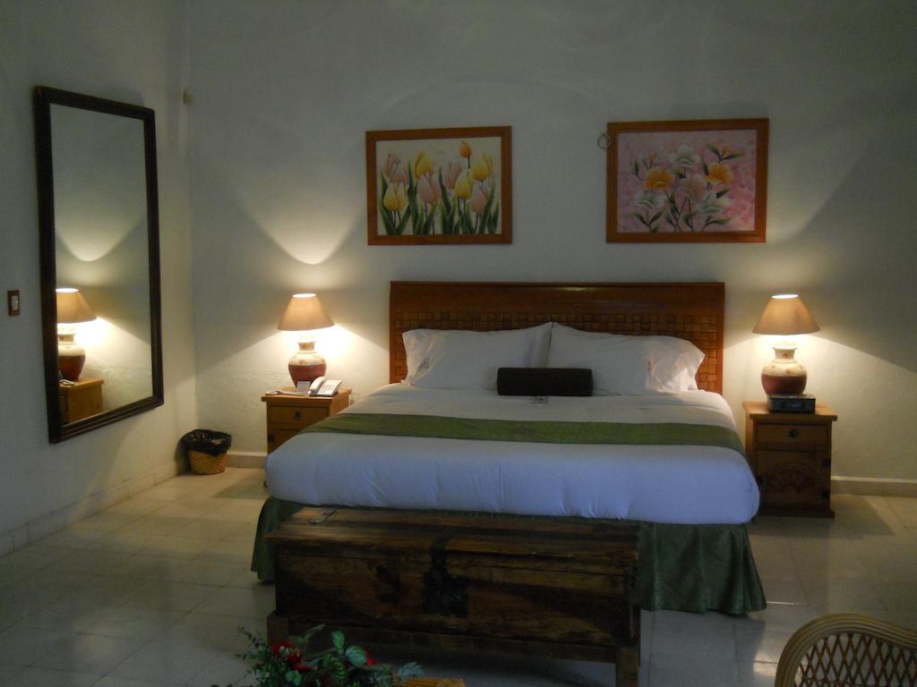 Villa Bonita Les Terrasses Cuernavaca Oda fotoğraf